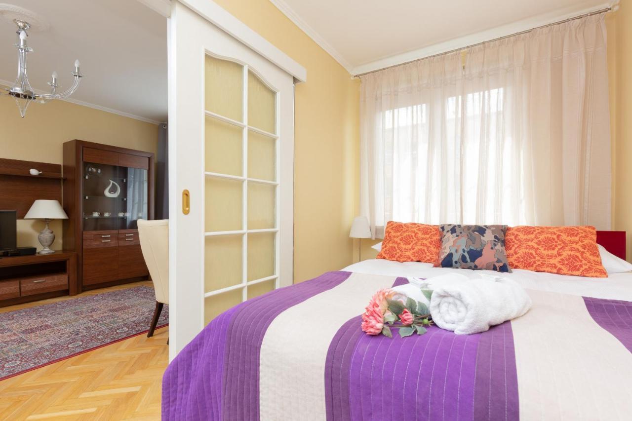 Miodowa Apartment Krasinski Garden Warsaw By Noclegi Renters 외부 사진