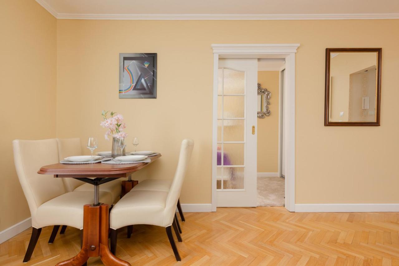 Miodowa Apartment Krasinski Garden Warsaw By Noclegi Renters 외부 사진