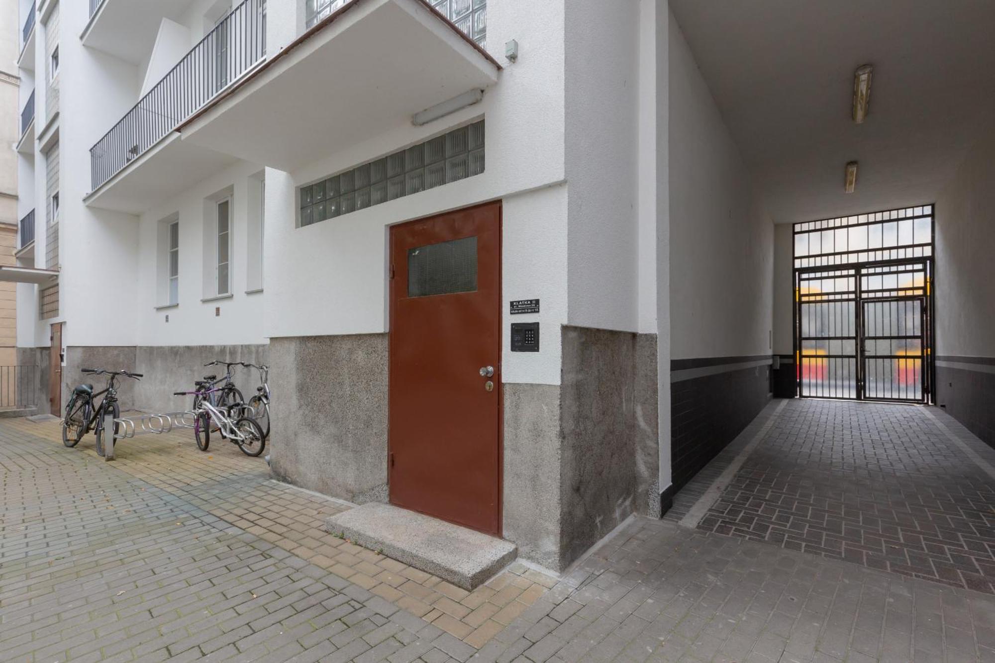 Miodowa Apartment Krasinski Garden Warsaw By Noclegi Renters 외부 사진